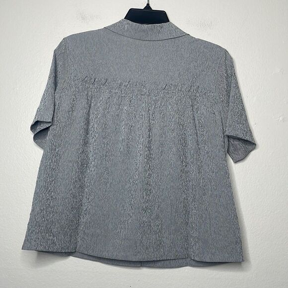 Athleta Womens Size XS Short Sleeve Button down Shirt Size XS - Picture 2 of 11